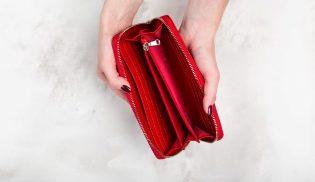 The wallet is able to attract and reflect the cash flows